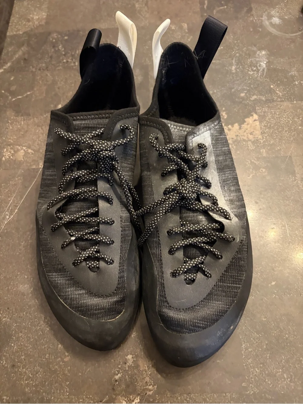 Black Diamond Black Lace up Climbing shoes